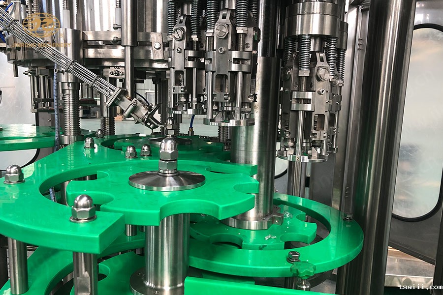 玻璃瓶含汽饮料设备旋盖部分 玻璃瓶含汽饮料设备旋盖部分
