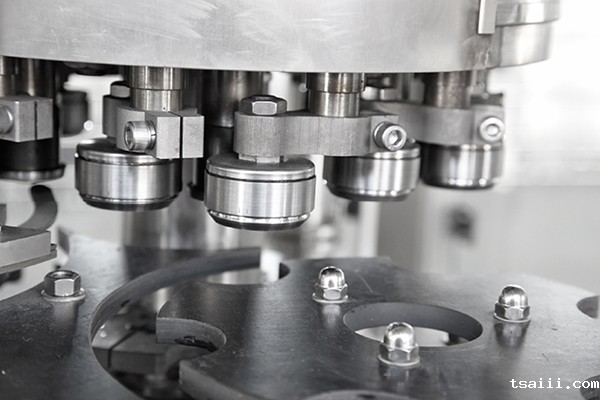 易拉罐茶饮料灌装生产线